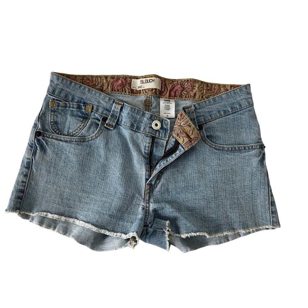 Vintage Y2K Levi’s 504 Slouch Cutoff Denim Shorts Women’s 15 Low Rise Western